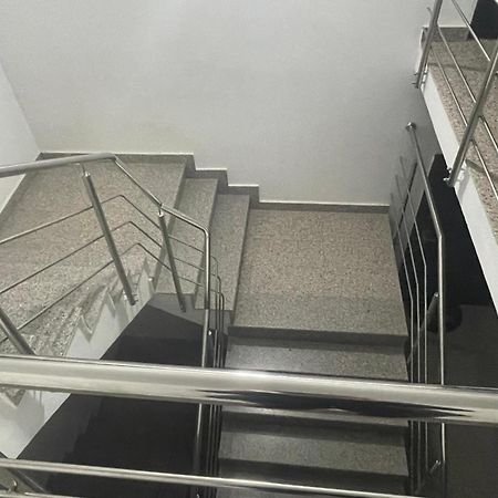 Apartament 2 Camere Tirgu Jiu Târgu Jiu Exterior foto